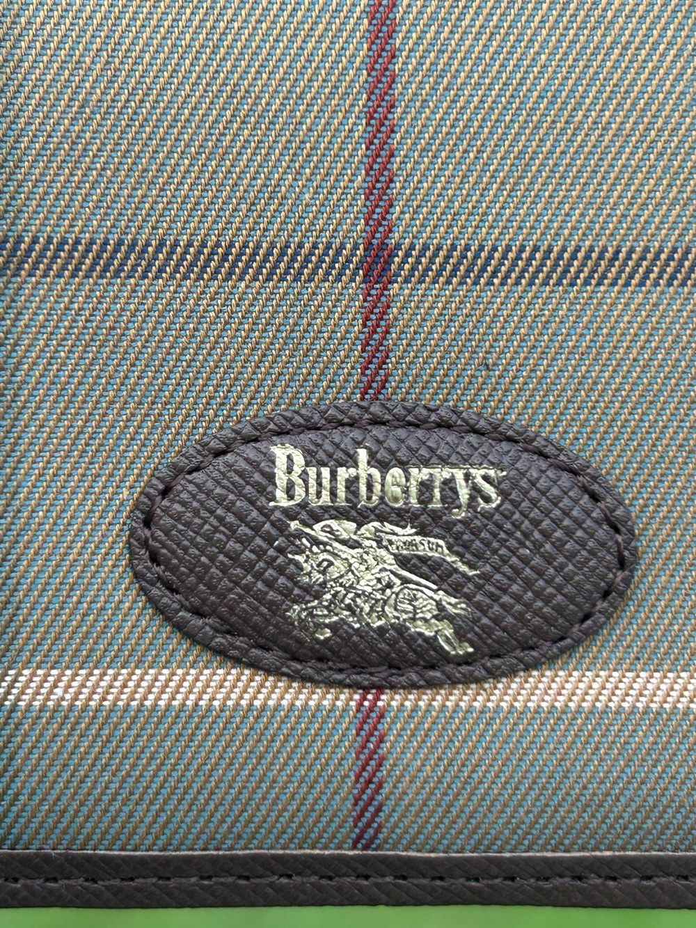 Burberrys bifold long wallet - Picture 3 of 13